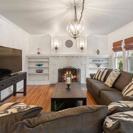 Gorgeous Downtown Bungalow, Walk Everywhere!!! Lake Geneva Exterior foto